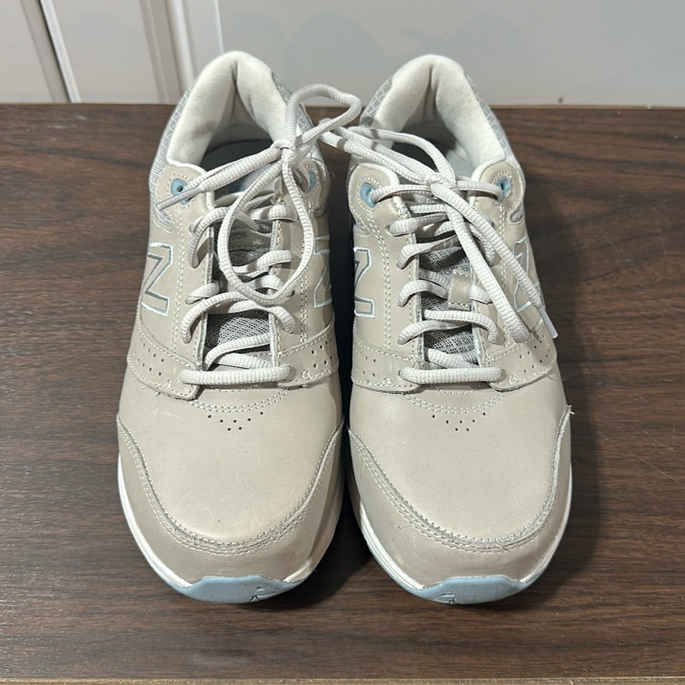 New Balance Tennis Shoes
